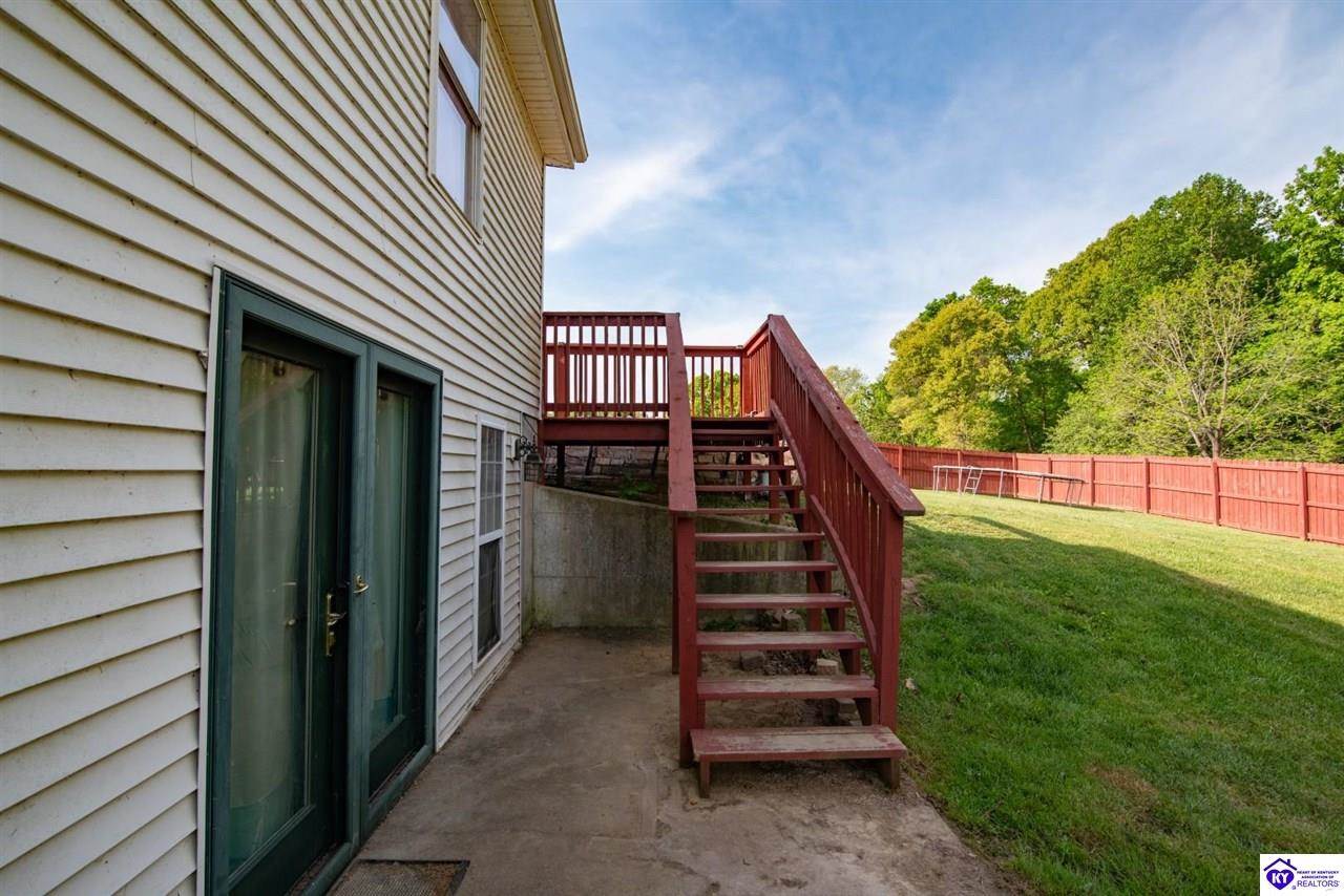 454 Sugar Branch Road, Big Clifty, KY 42712