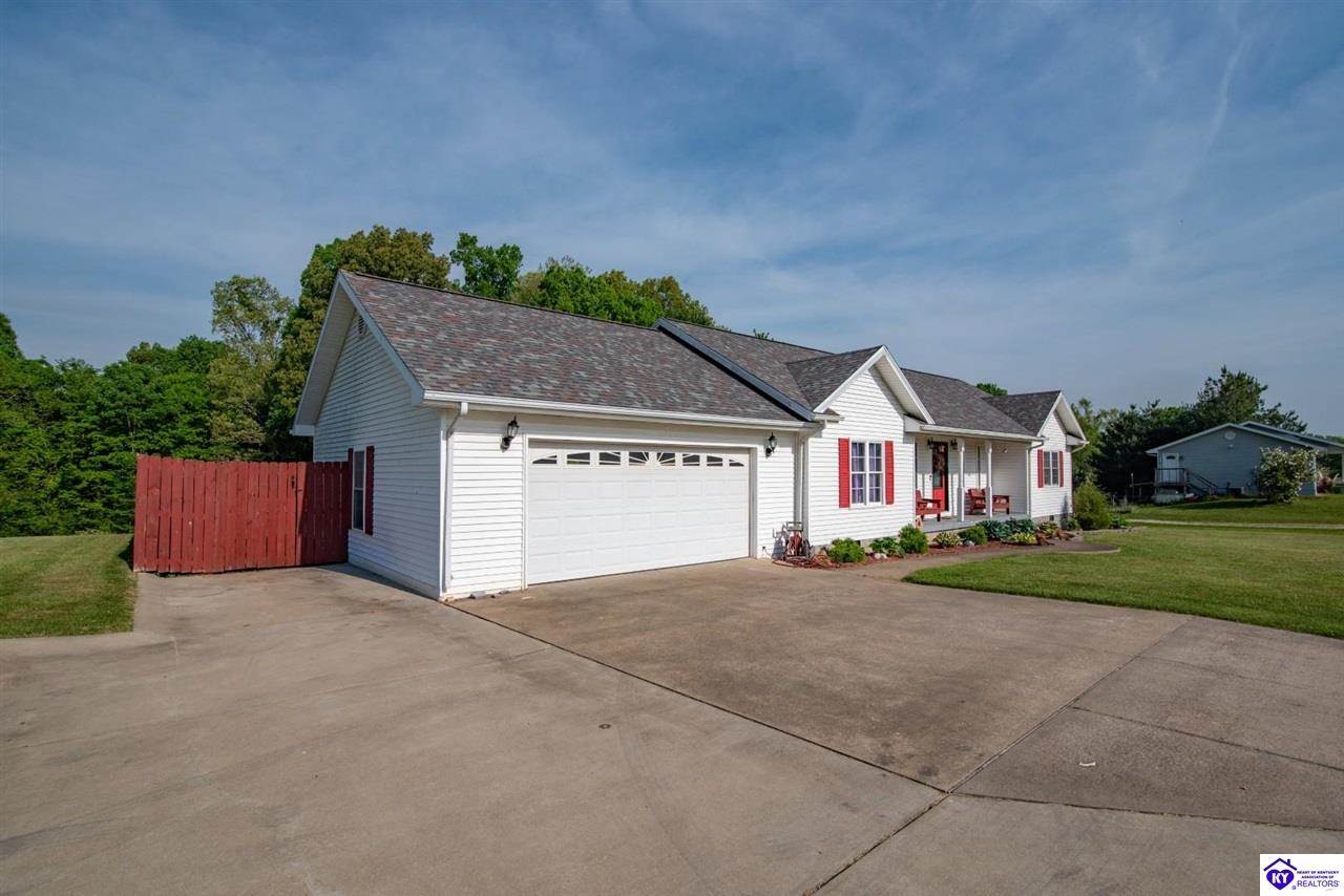 454 Sugar Branch Road, Big Clifty, KY 42712