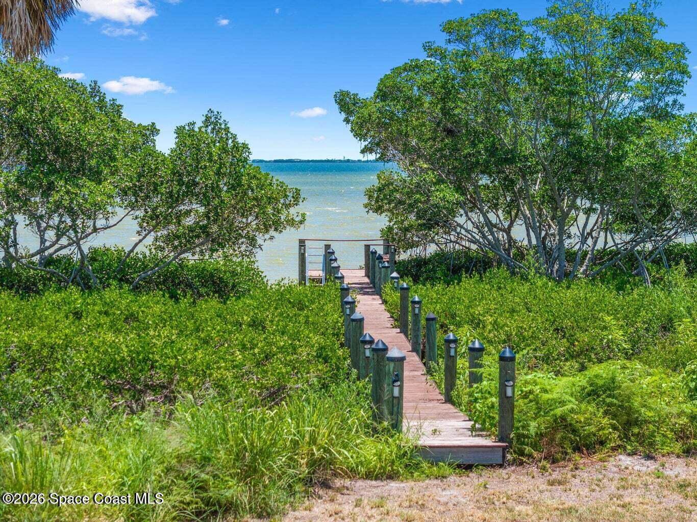 6725 South Tropical Trail, Merritt Island, FL 32952