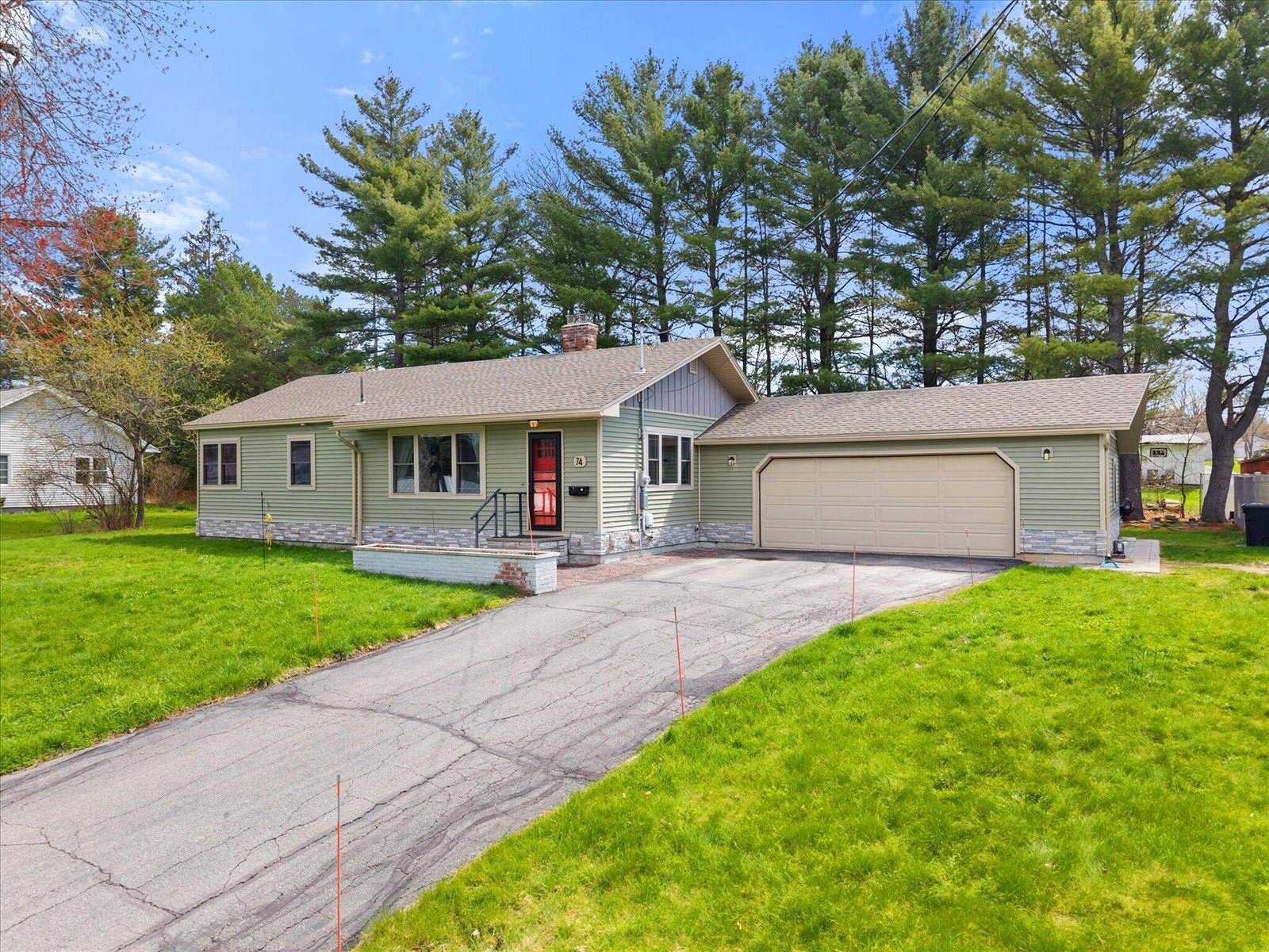 74 Madison Avenue, Brewer, ME 04412