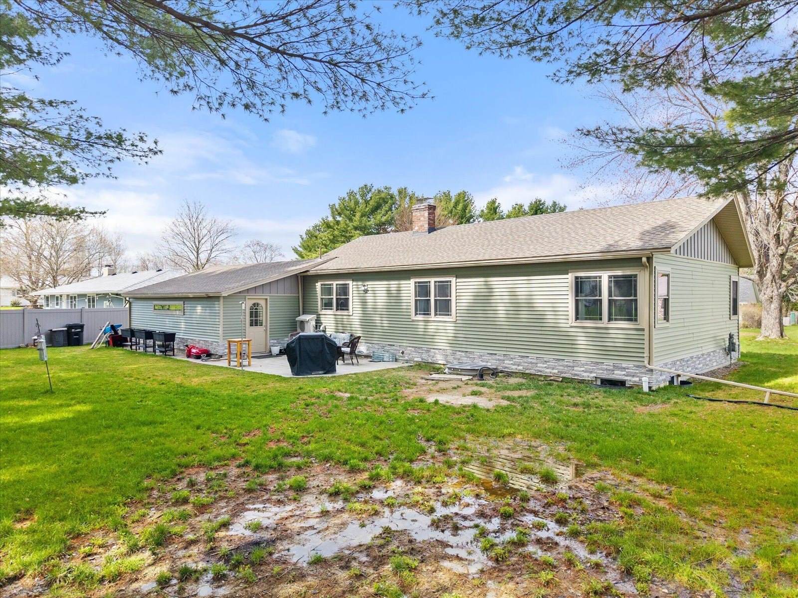 74 Madison Avenue, Brewer, ME 04412