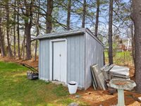 74 Madison Avenue, Brewer, ME 04412