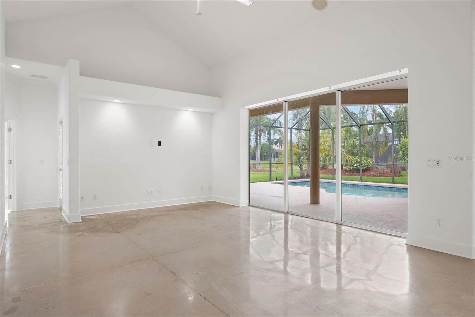 12428 Natureview Circle, Bradenton, FL 34212