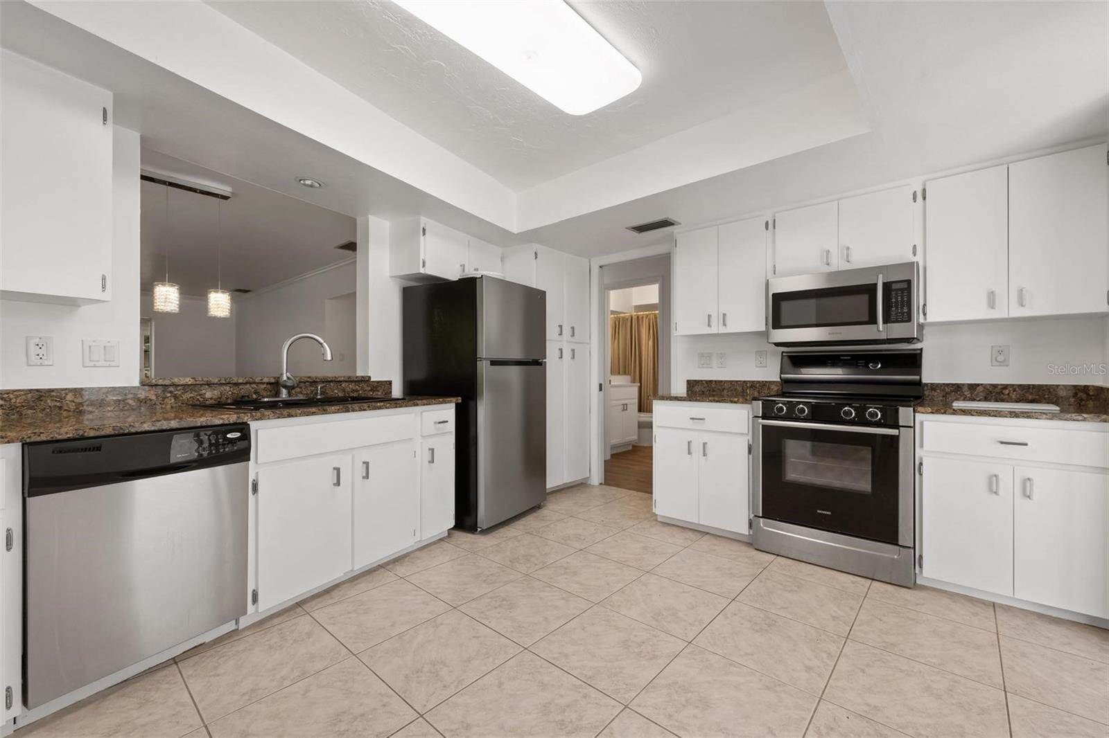 4212 Center Gate Lane, #2, Sarasota, FL 34233
