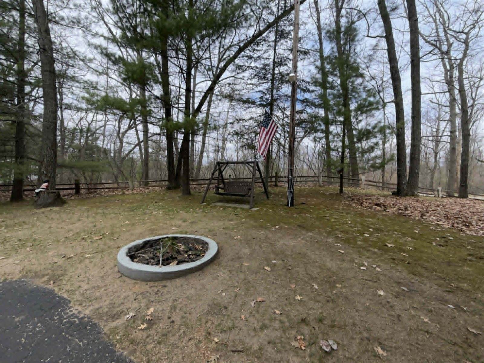 110 Vegas Court, Prudenville, MI 48651