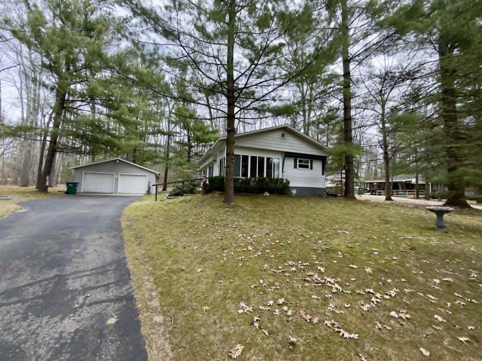 110 Vegas Court, Prudenville, MI 48651