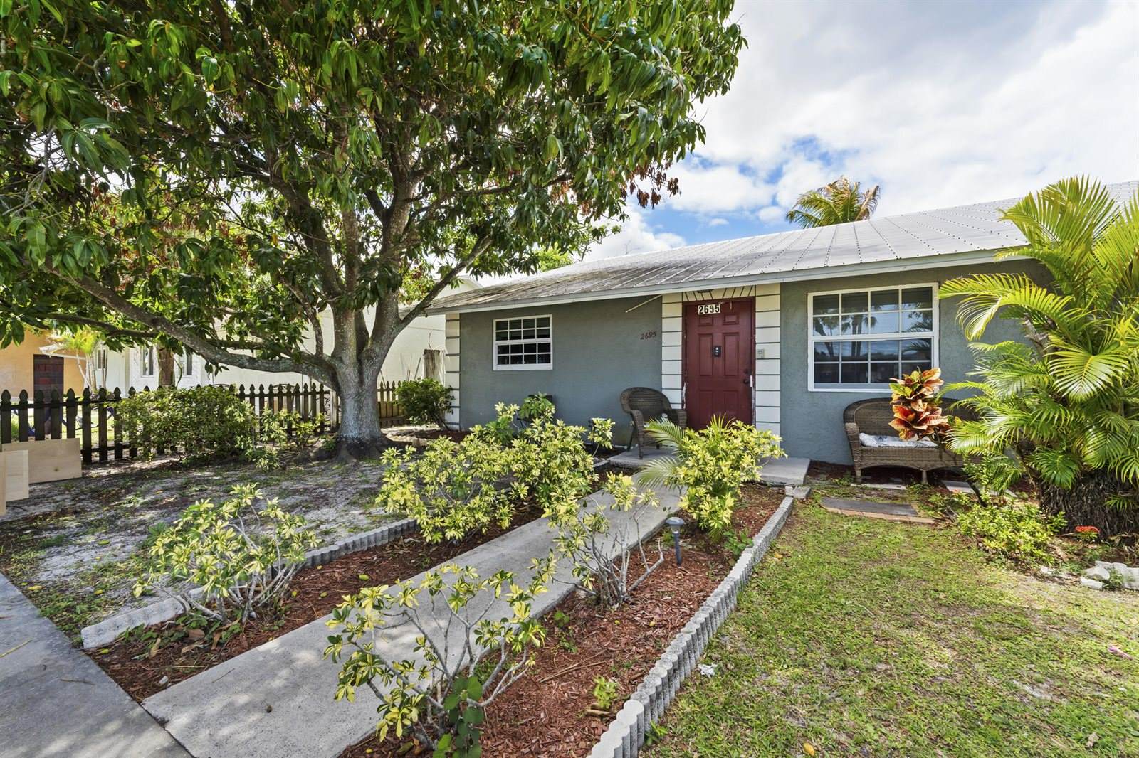 2705 SE Ellendale Street, Stuart, FL 34997