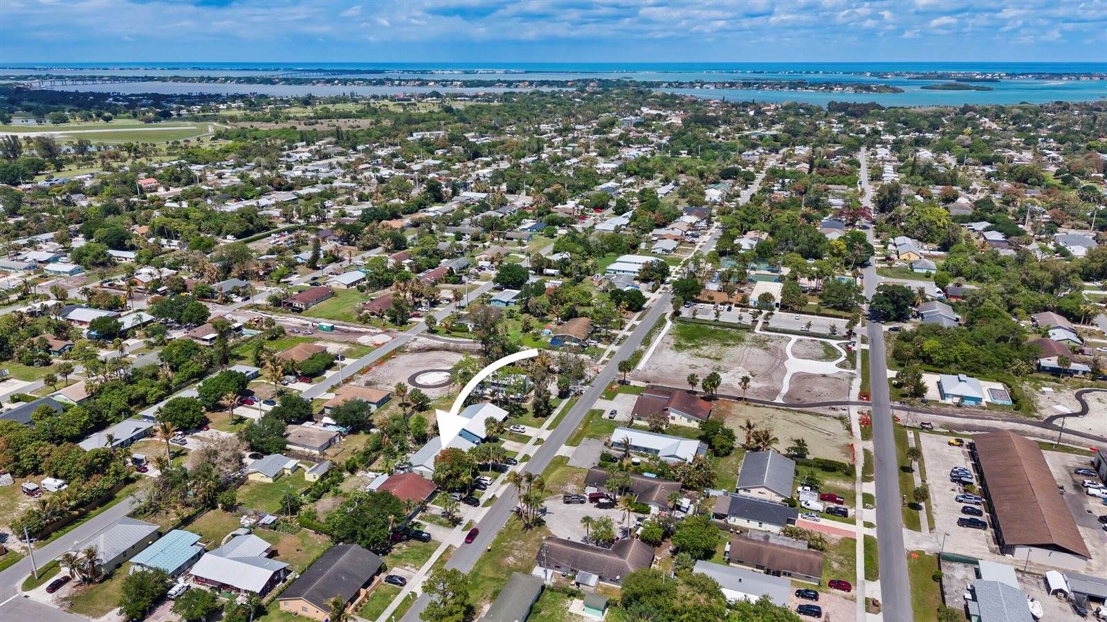 2705 SE Ellendale Street, Stuart, FL 34997