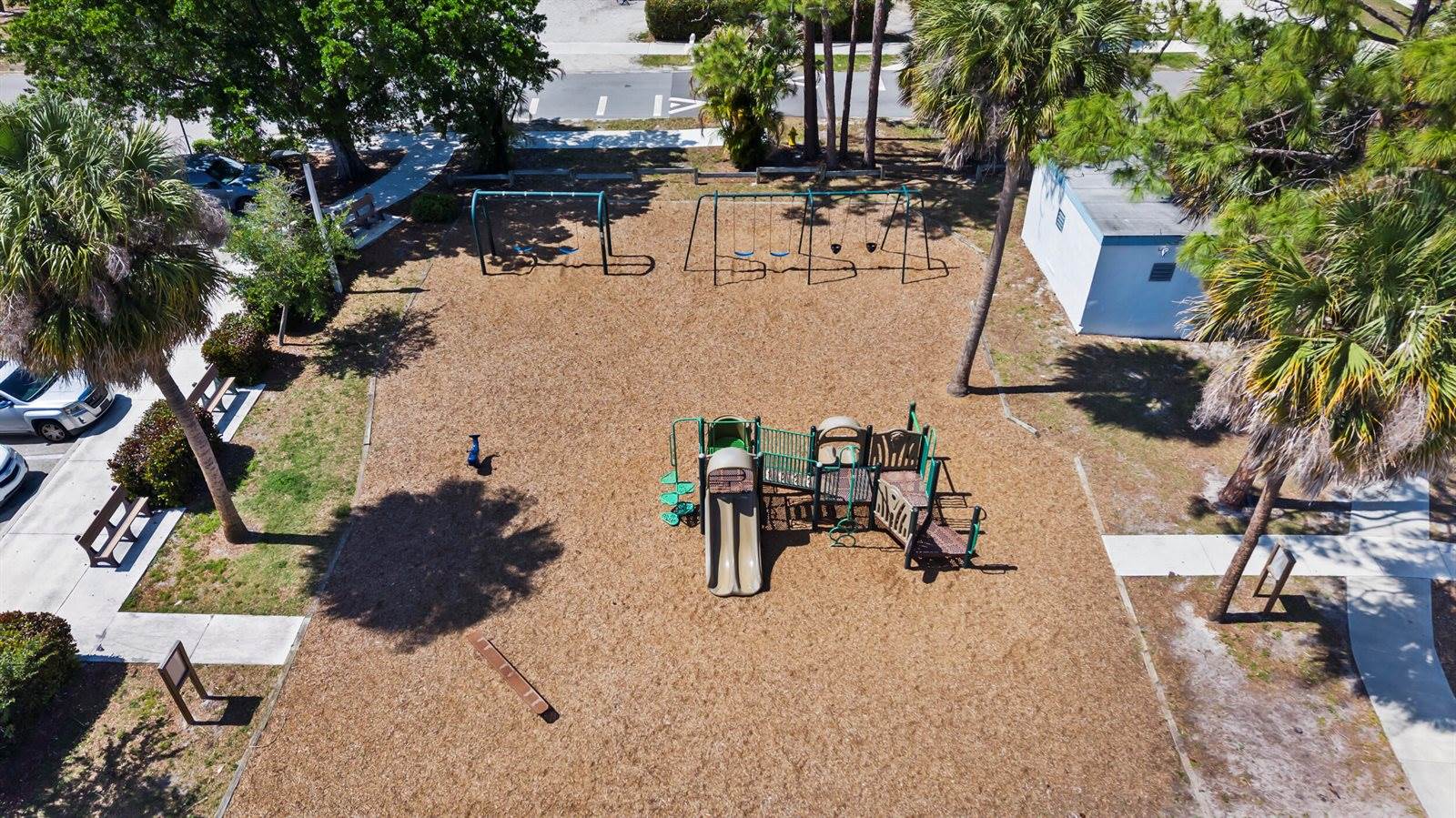 2705 SE Ellendale Street, Stuart, FL 34997