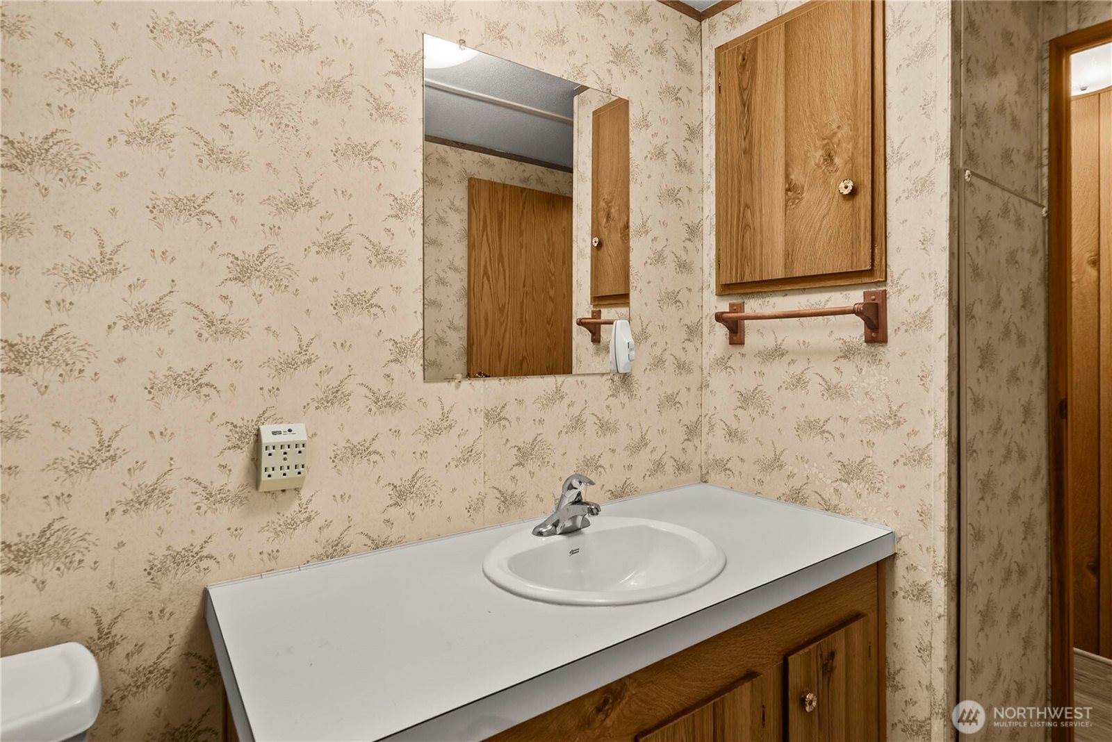 2079 Greenbriar Lane, Camano Island, WA 98282