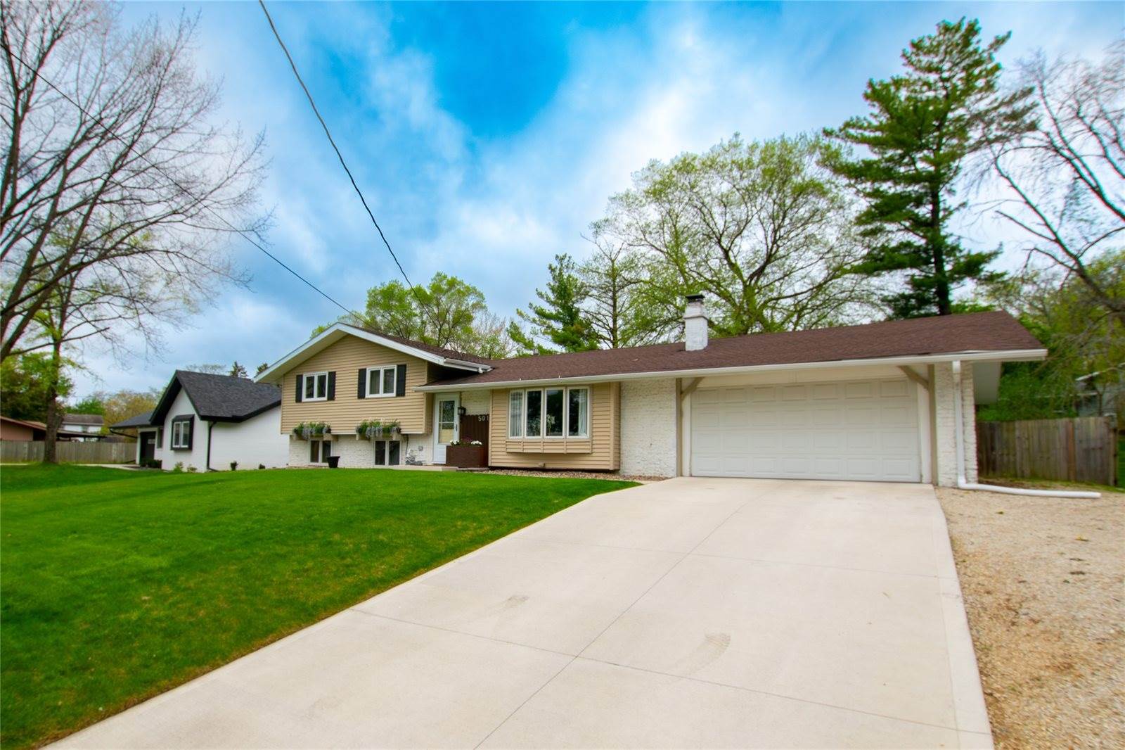 5010 SW 16th Street, Des Moines, IA 50315