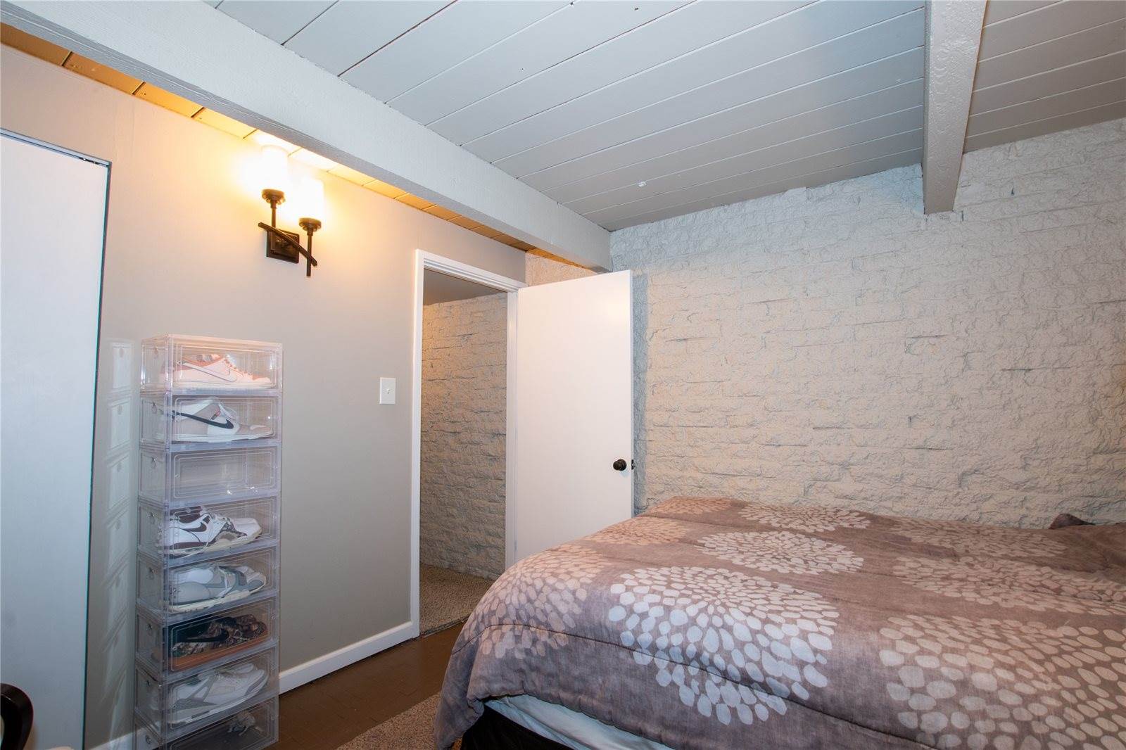 5010 SW 16th Street, Des Moines, IA 50315