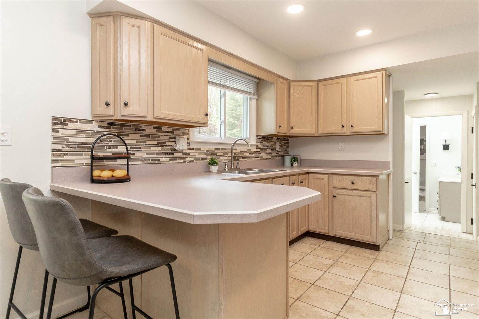 11000 Summerfield Road, Temperance, MI 48182