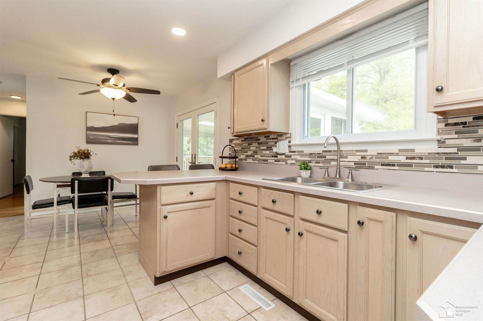 11000 Summerfield Road, Temperance, MI 48182