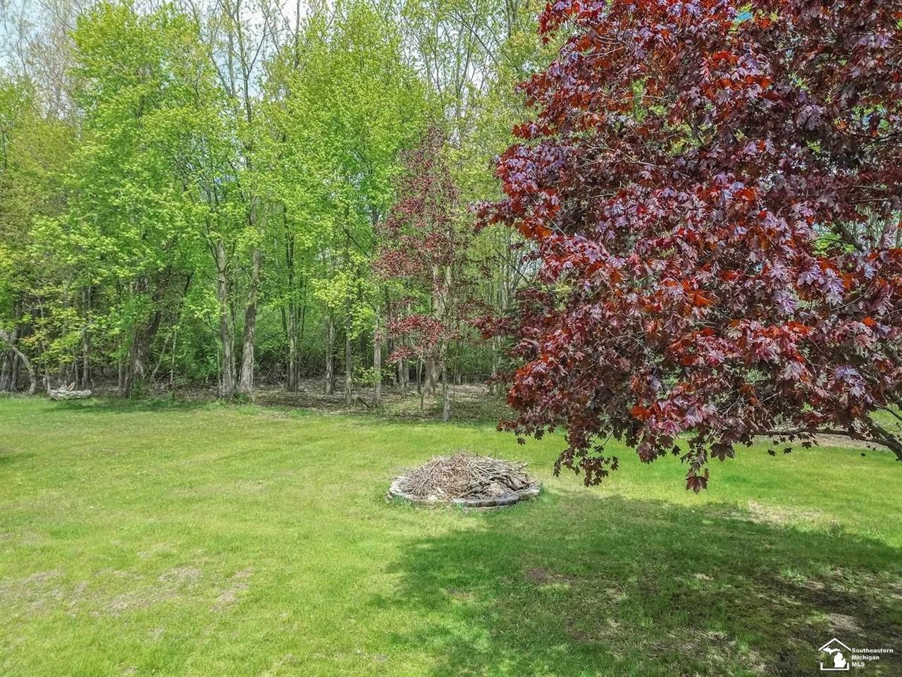 11000 Summerfield Road, Temperance, MI 48182