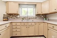 11000 Summerfield Road, Temperance, MI 48182