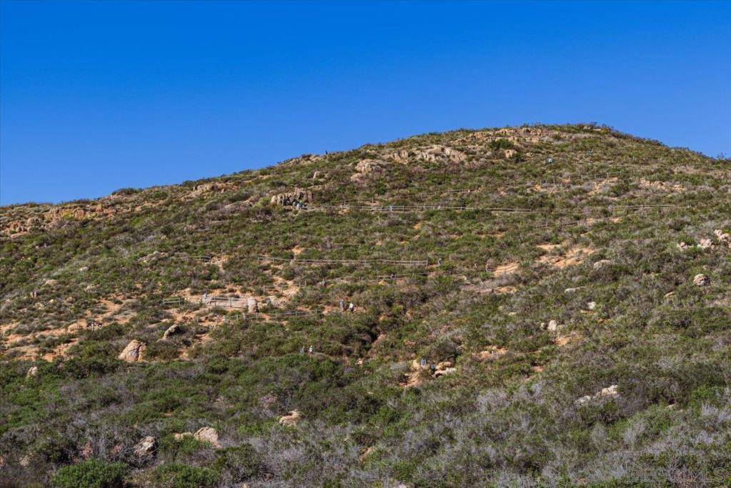 7835 Cowles Mountain Ct, #B38, San Diego, CA 92119
