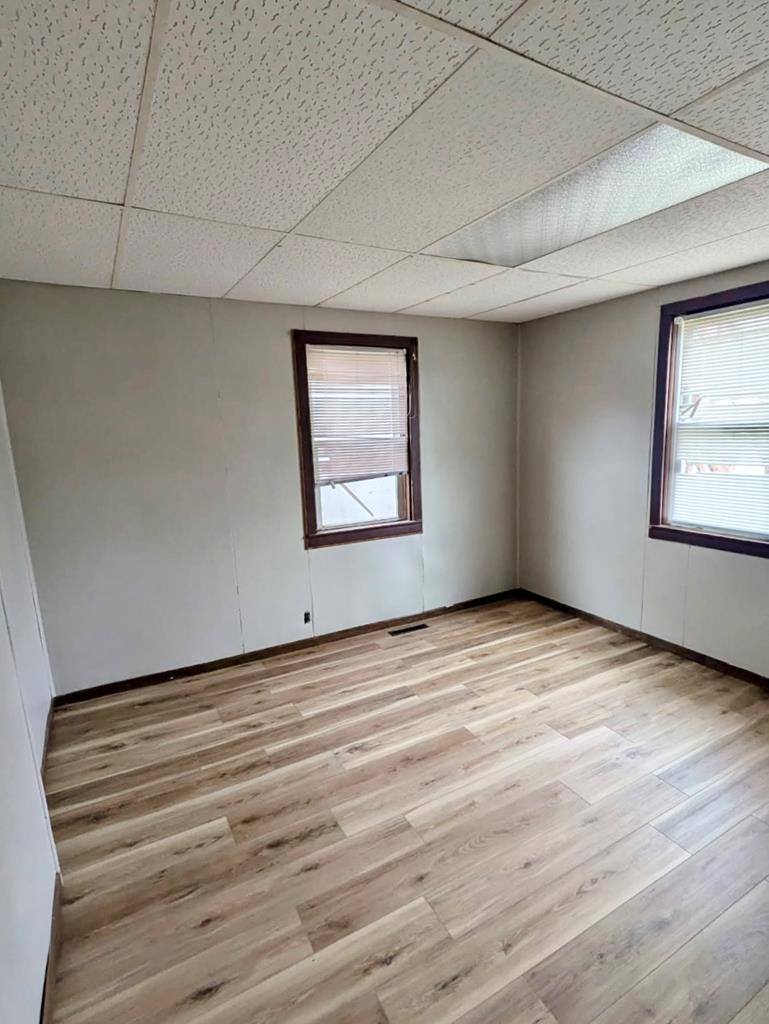 11 E Main St, Lucas, OH 44843