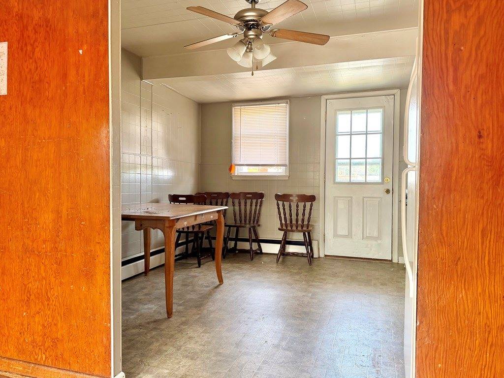 11 E Main St, Lucas, OH 44843