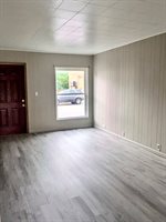 11 E Main St, Lucas, OH 44843