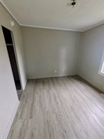 11 E Main St, Lucas, OH 44843