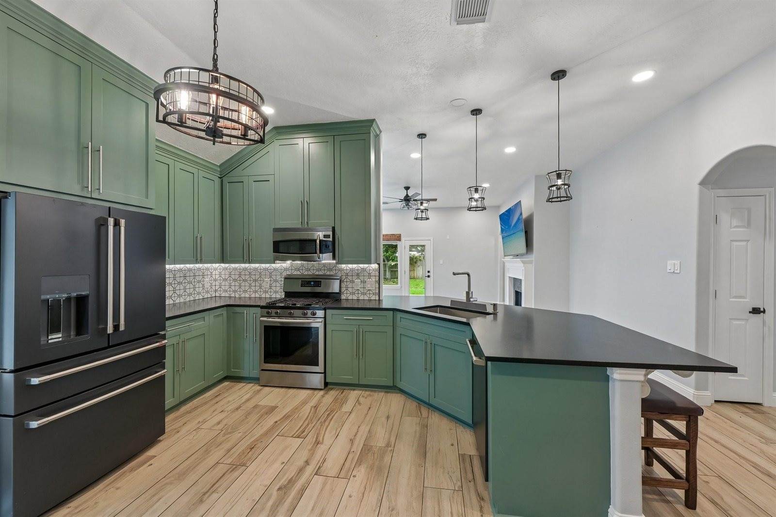 15410 Redbud Berry Way, Cypress, TX 77433