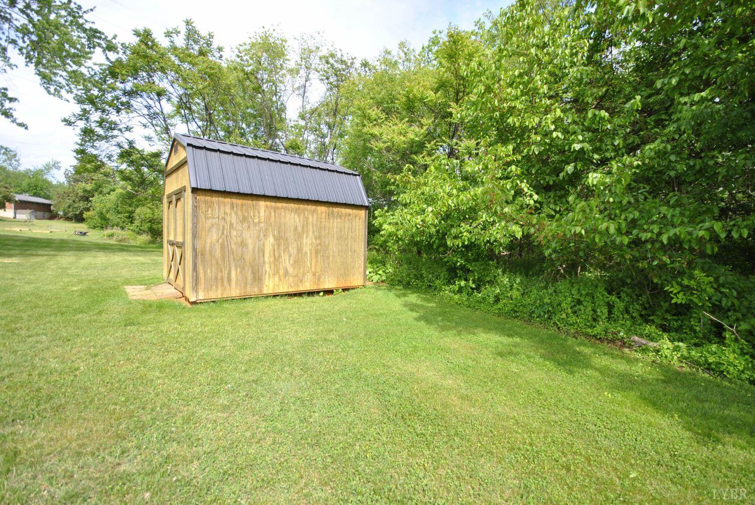 1130 Glenfield Drive, Lynchburg, VA 24502