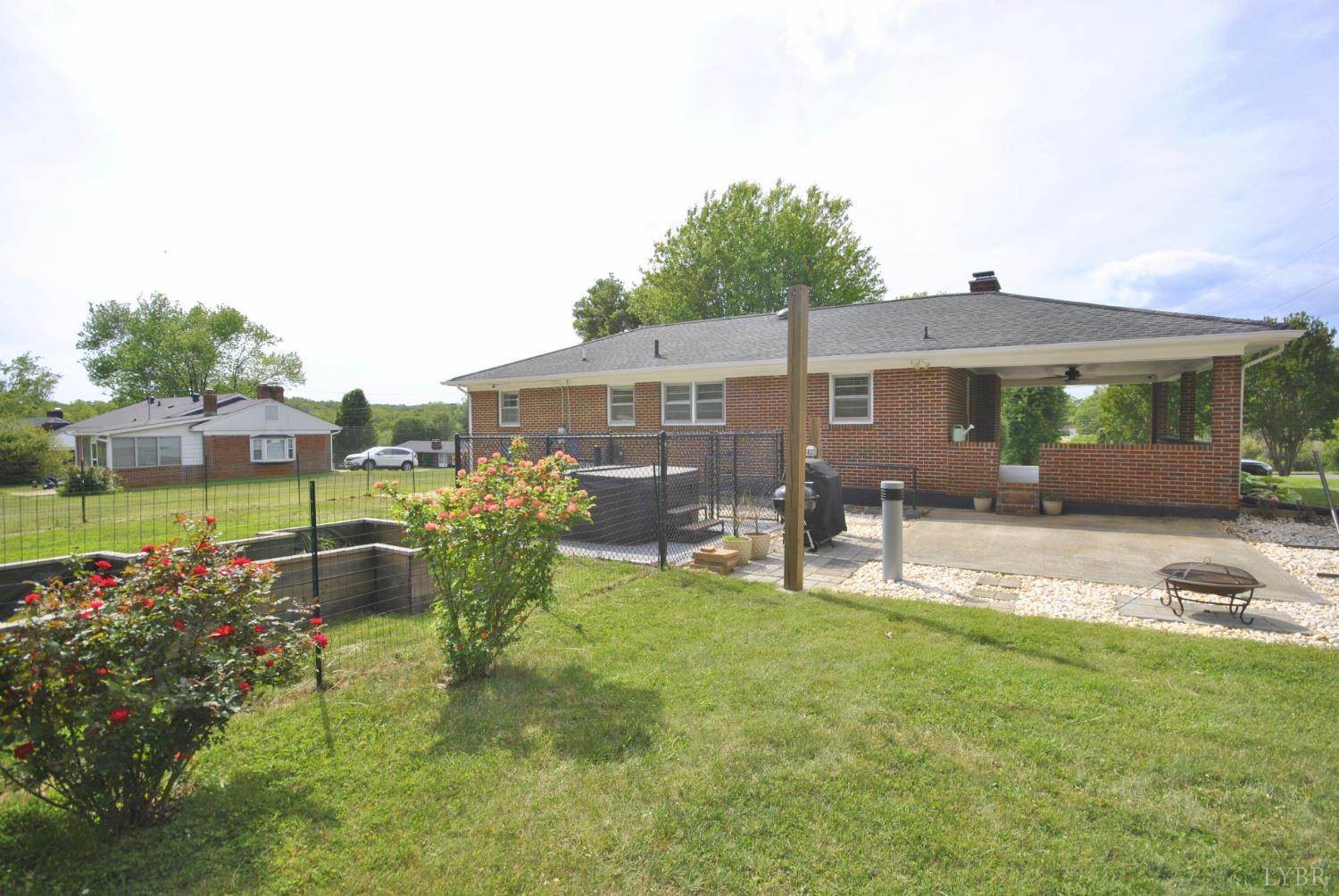 1130 Glenfield Drive, Lynchburg, VA 24502