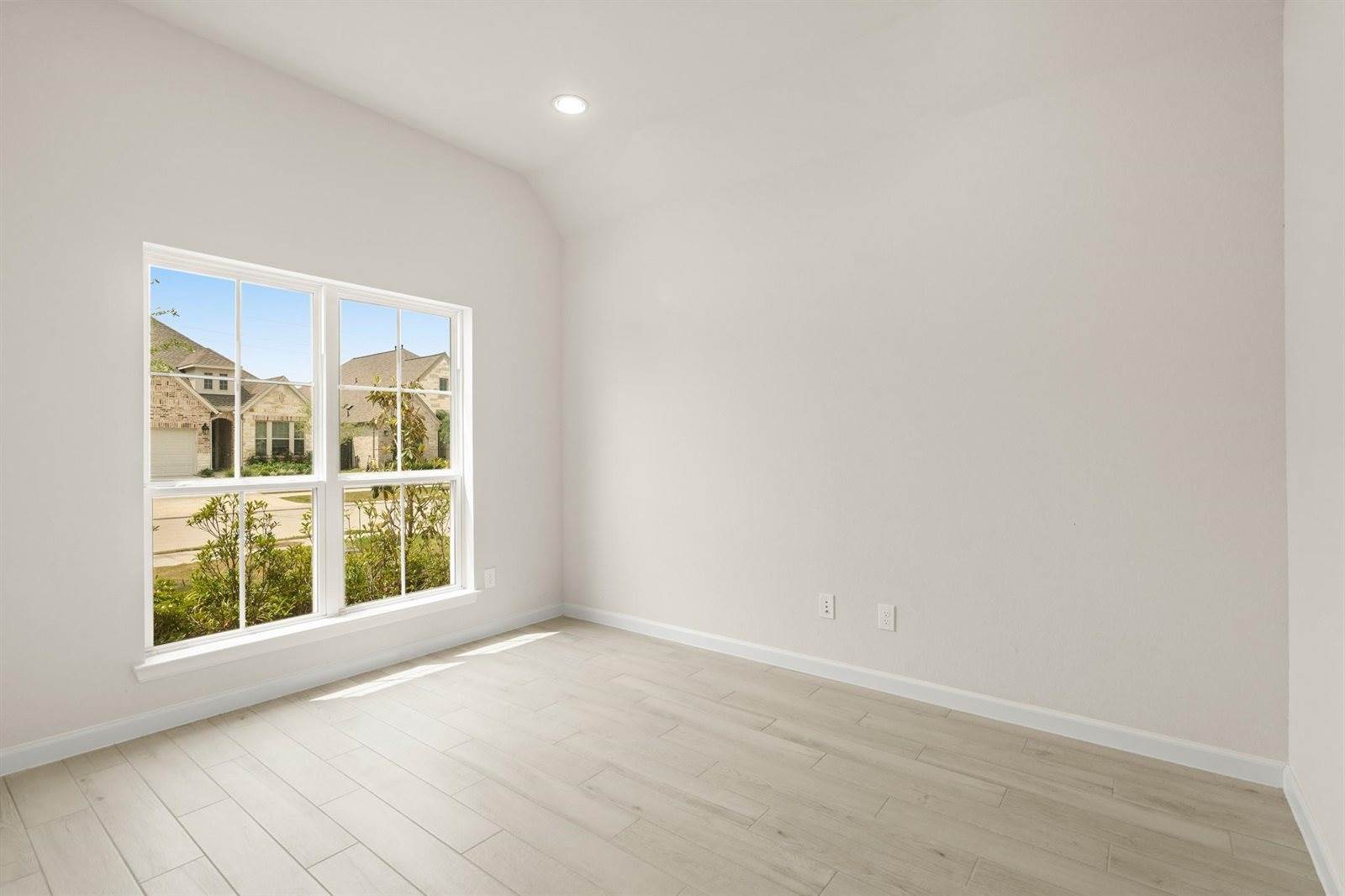 142 Amaranth Way, Richmond, TX 77406