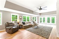 343 Pipeline Rd, Elizabethtown, KY 42701