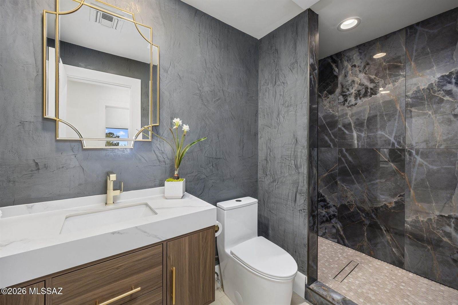 295 West Valle Del Oro Road, Oro Valley, AZ 85737
