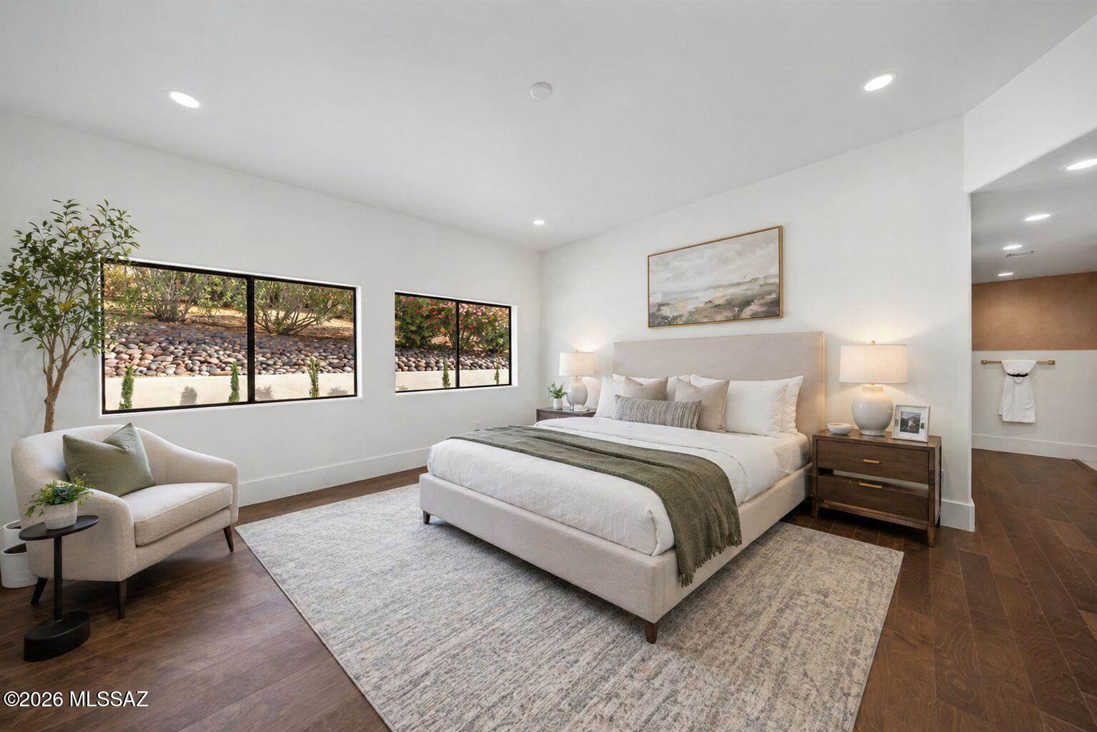 295 West Valle Del Oro Road, Oro Valley, AZ 85737
