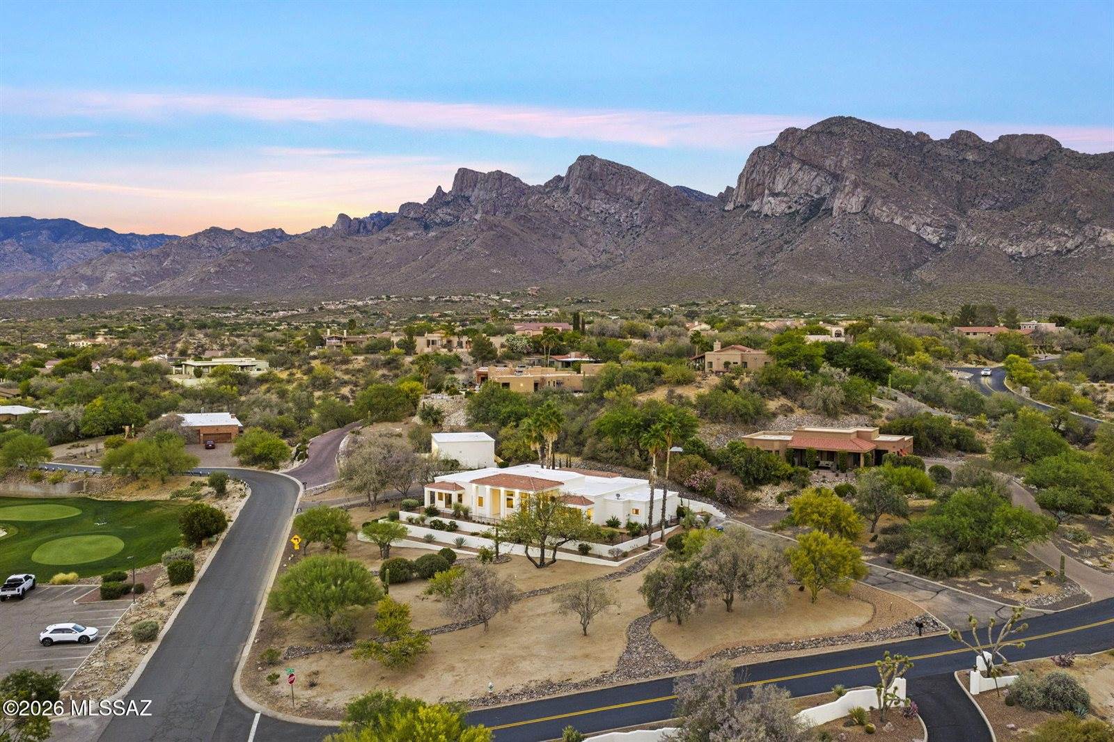 295 West Valle Del Oro Road, Oro Valley, AZ 85737