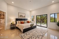 295 West Valle Del Oro Road, Oro Valley, AZ 85737
