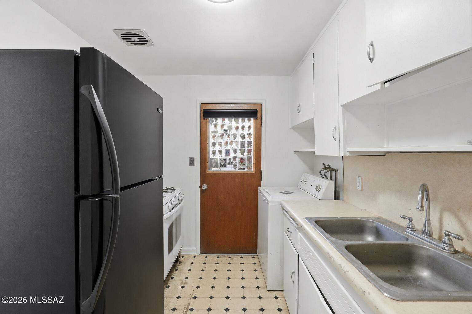 2721 East Fort Lowell Road, Tucson, AZ 85716