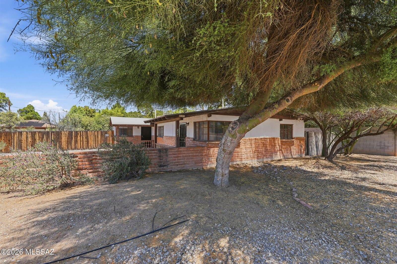 2721 East Fort Lowell Road, Tucson, AZ 85716