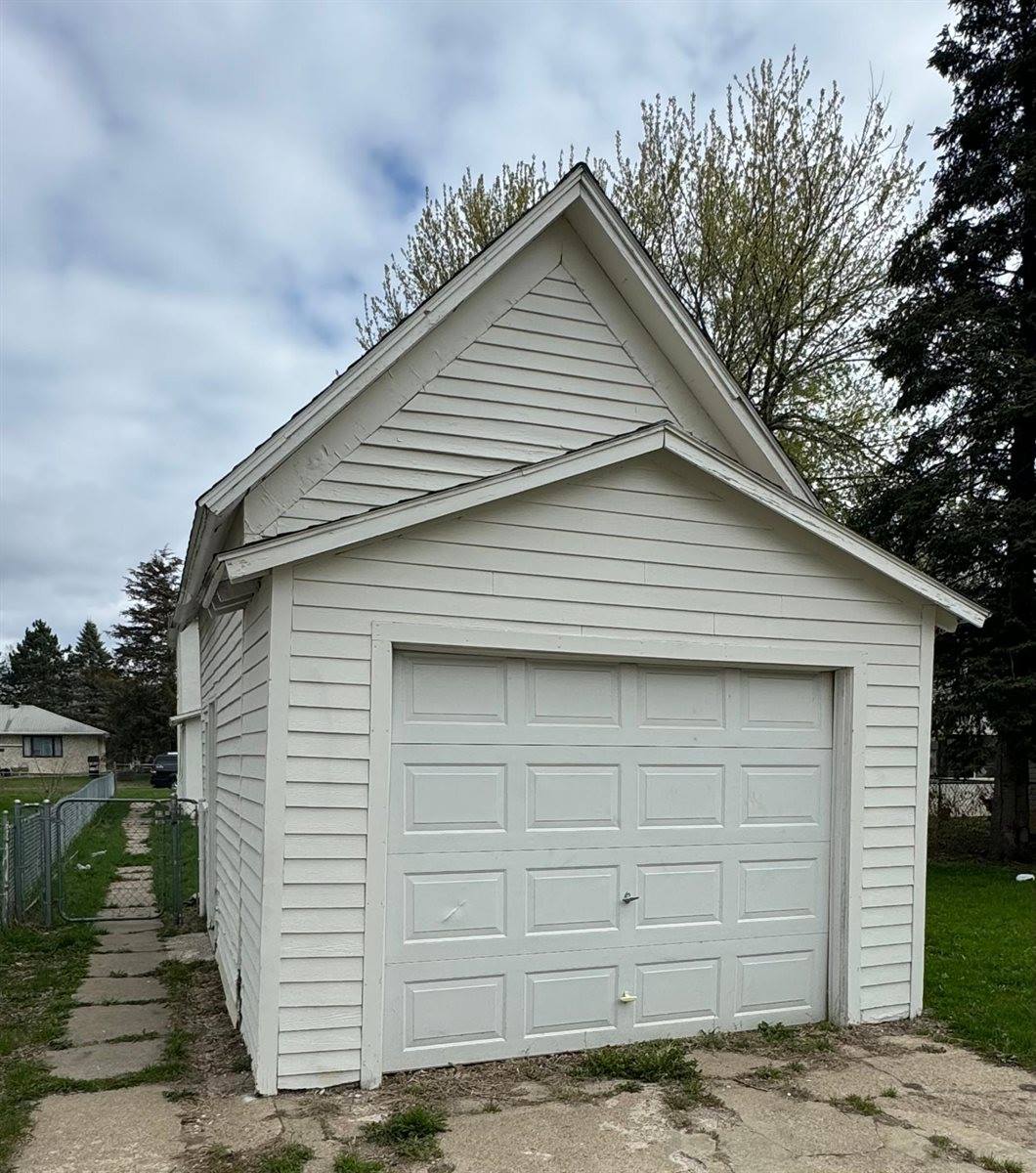 420 D Street NE, Brainerd, MN 56401