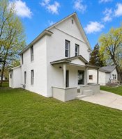420 D Street NE, Brainerd, MN 56401