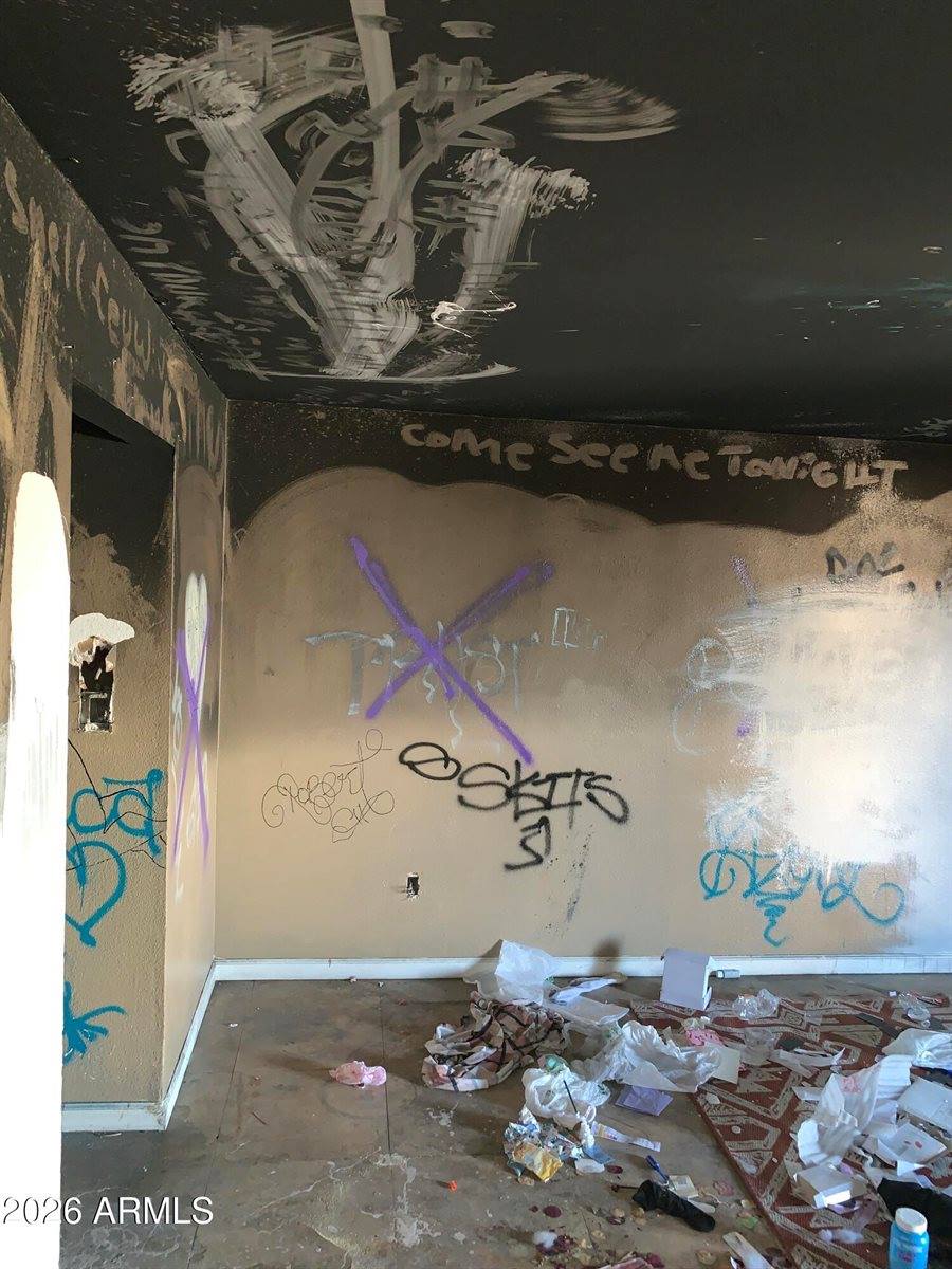 4202 North 72ND Lane, Phoenix, AZ 85033