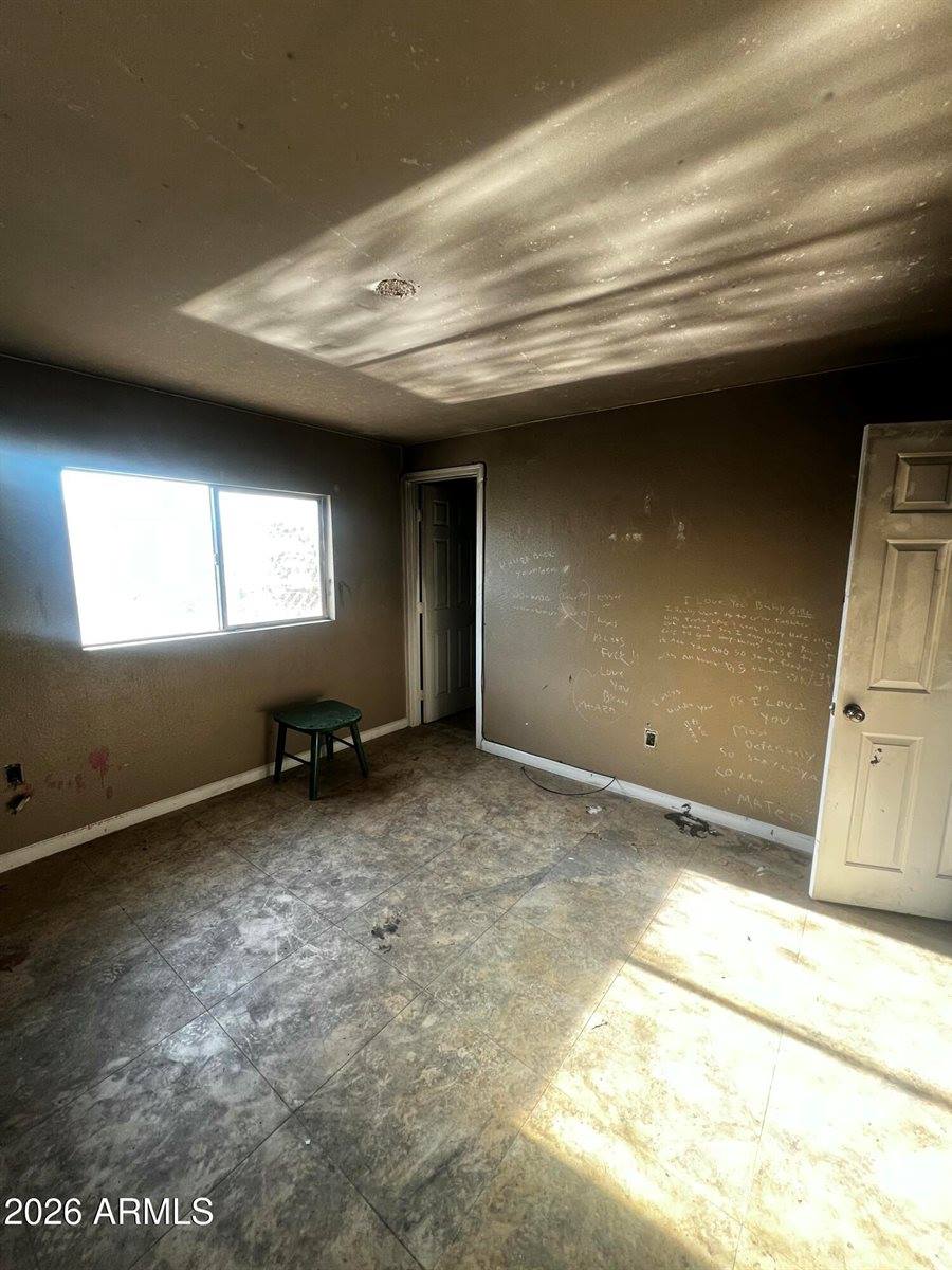 4202 North 72ND Lane, Phoenix, AZ 85033