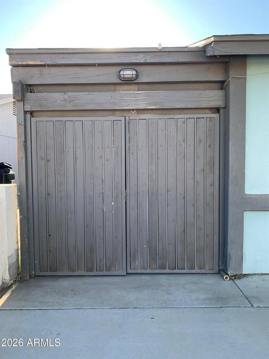 4202 North 72ND Lane, Phoenix, AZ 85033