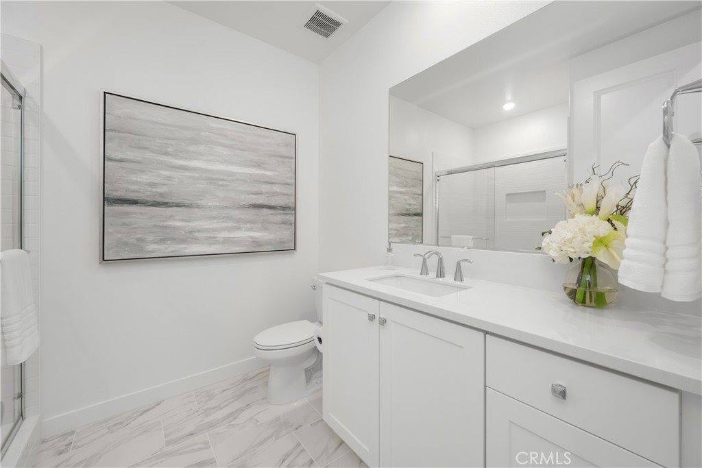 27225 Cranmore, Valencia, CA 91381