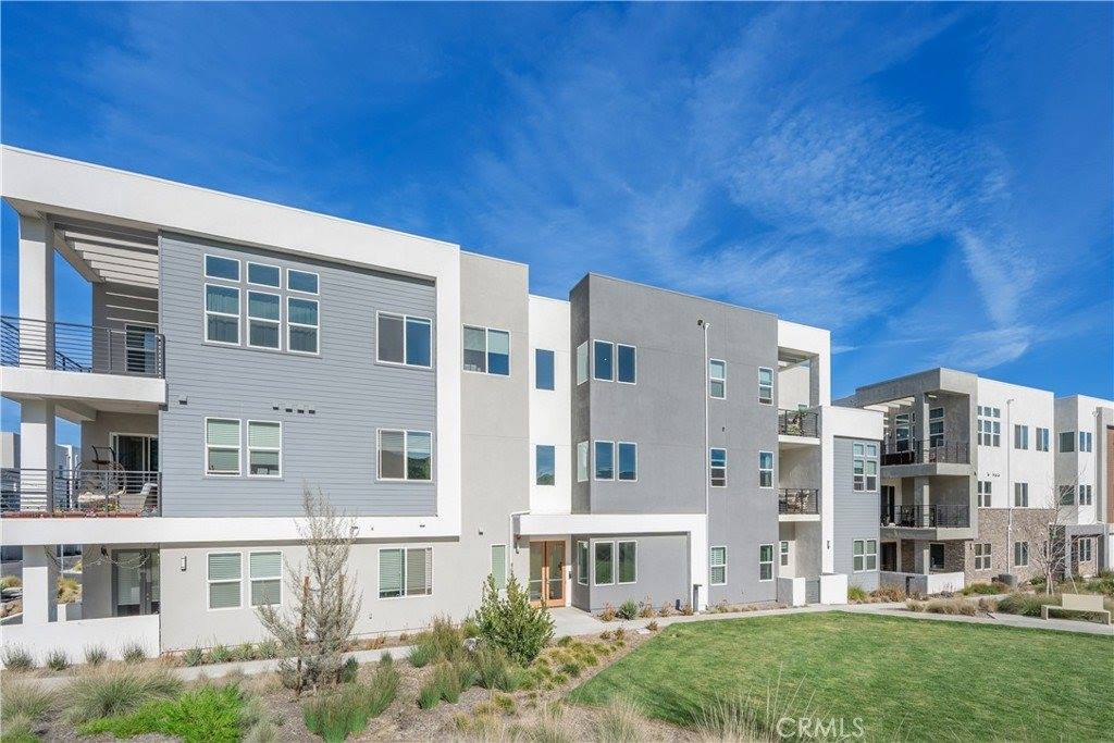 27225 Cranmore, Valencia, CA 91381