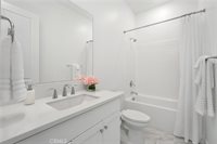 27225 Cranmore, Valencia, CA 91381