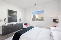 27225 Cranmore, Valencia, CA 91381