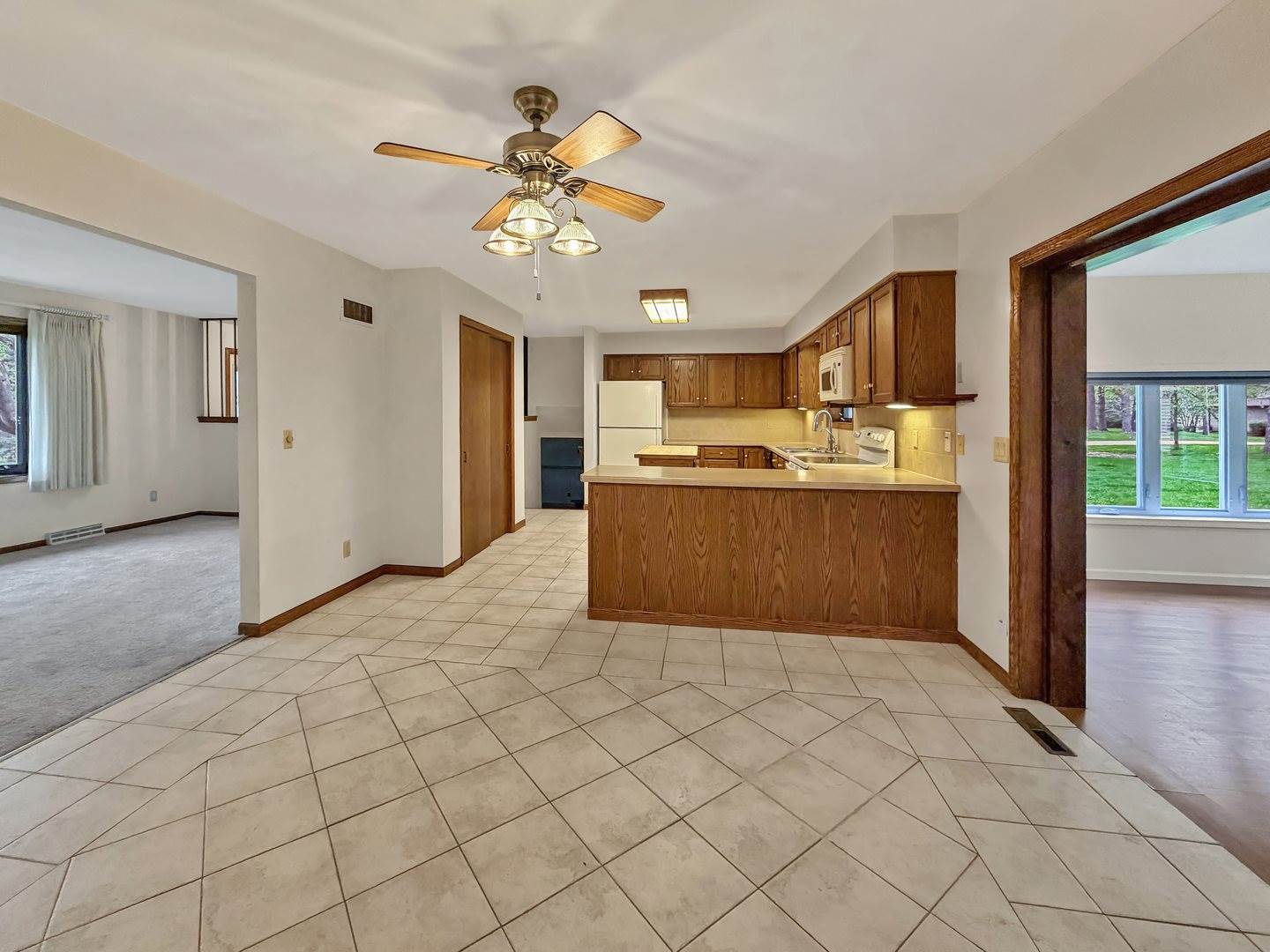 4-208 Beachcomber Lane, Lake Carroll, IL 61046