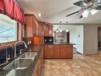 2472 West Red Oak Road, Freeport, IL 61032