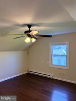 15 Hirst, Lansdowne, PA 19050