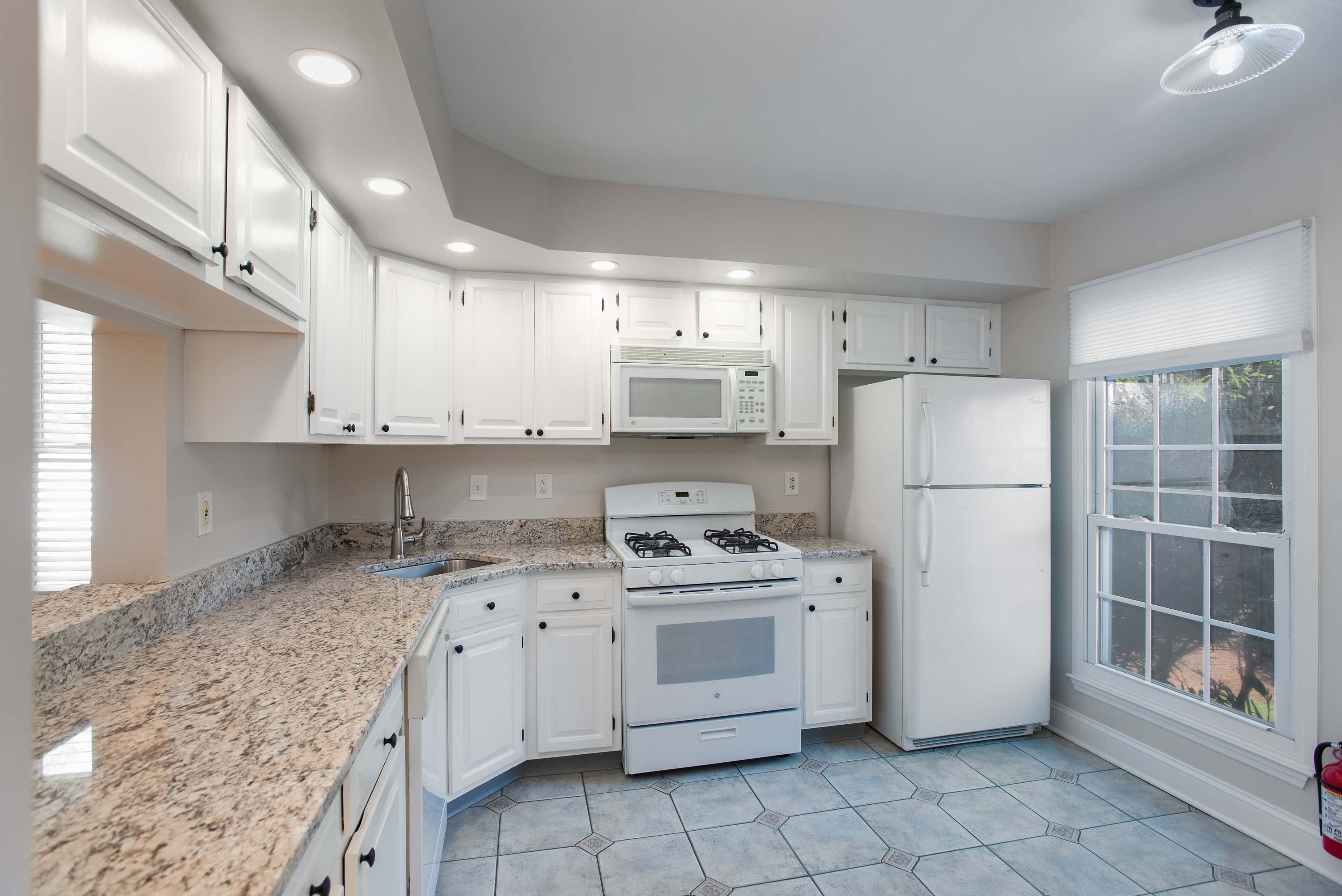 2708 Pinhorn Drive, Bridgewater, NJ 08807