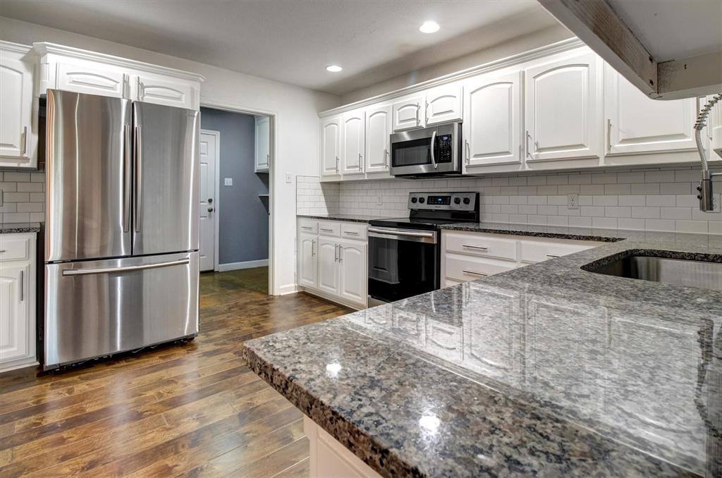 208 James Street, Aledo, TX 76008
